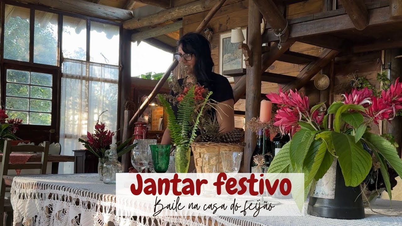 Tirando tudo do armário para jantar com amigos