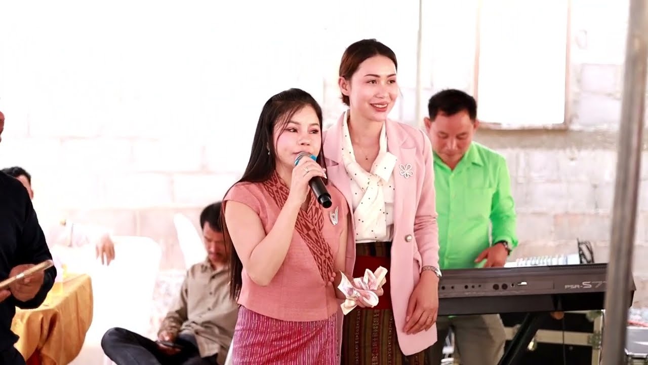ເສບສົດ ຮ້ອງສົດ ແລນດີສີສຸພອນ ນ້ຳໃຈສາວລາວໄຕ້