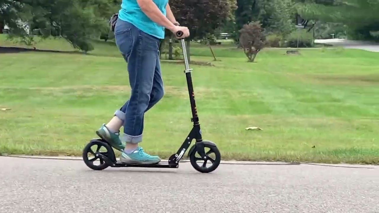 Easy kick scooter riding for all including seniors