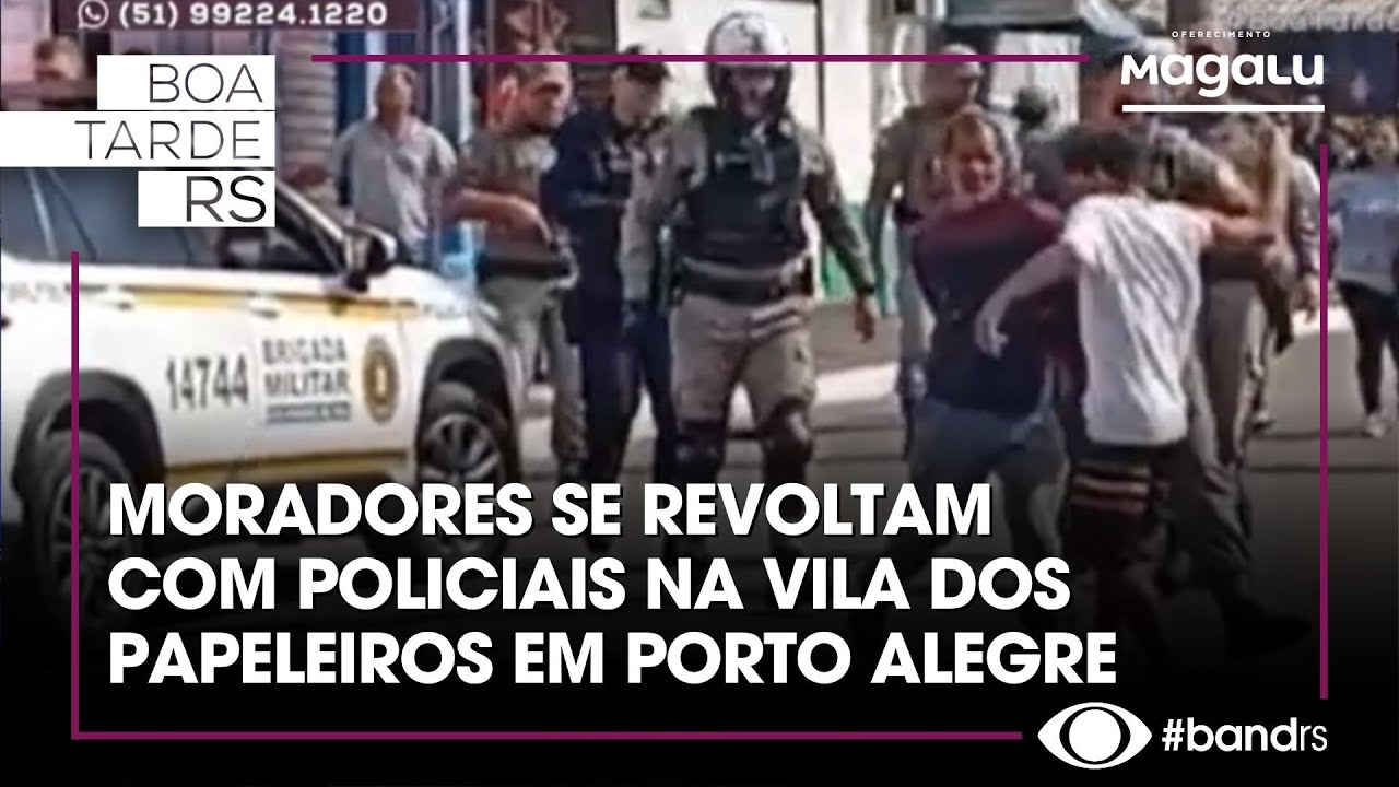 Moradores se revoltam com policiais na Vila dos Papeleiros em Porto Alegre