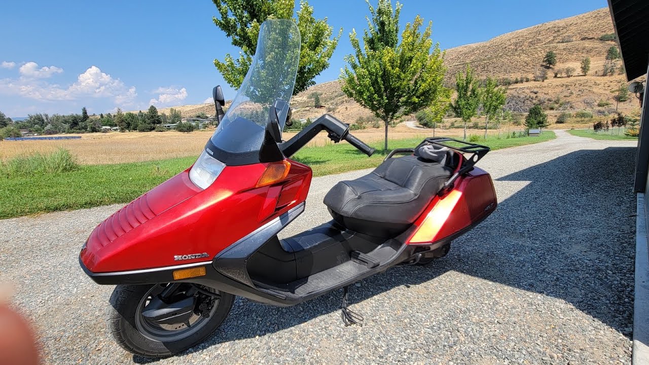 Honda Helix Scooter cn250 Tire Removal & Installation