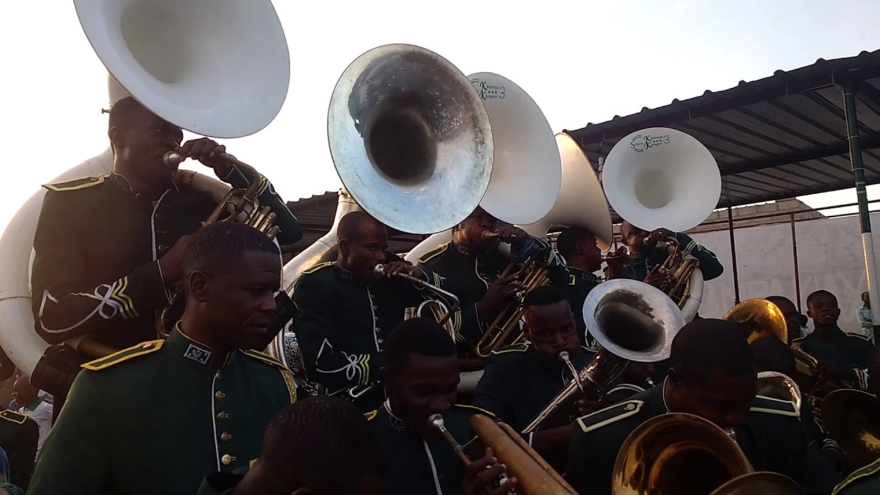 Faki Luanda- Bana botikala kimia