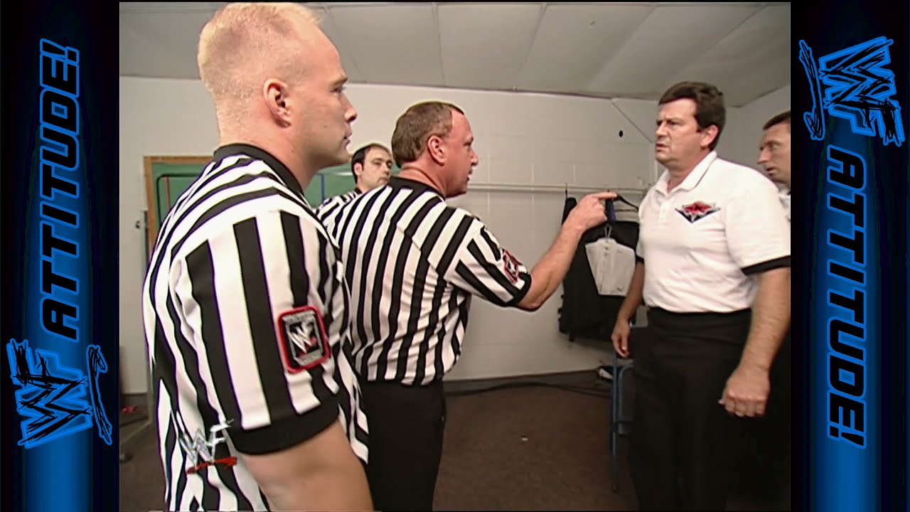 WWF & WCW referees have a brawl | SmackDown! (2001)