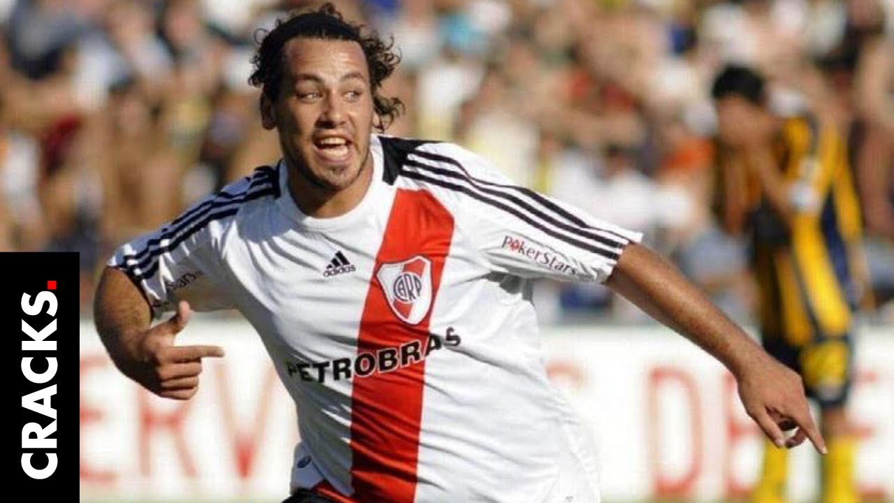 Un delantero de peso en el &aacute;rea, el inolvidable 'Ogro' Fabbiani