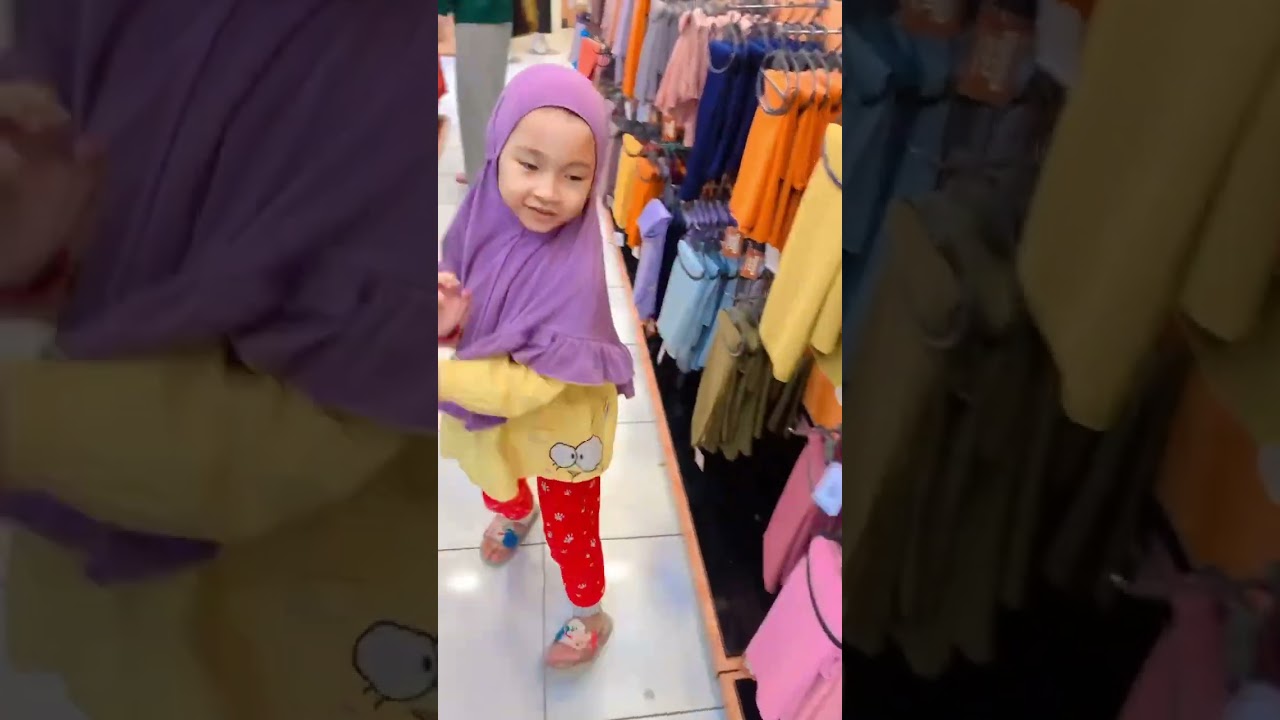 Aqis repot antara main dan pilih hijab 🧕🏻 #hijab #style