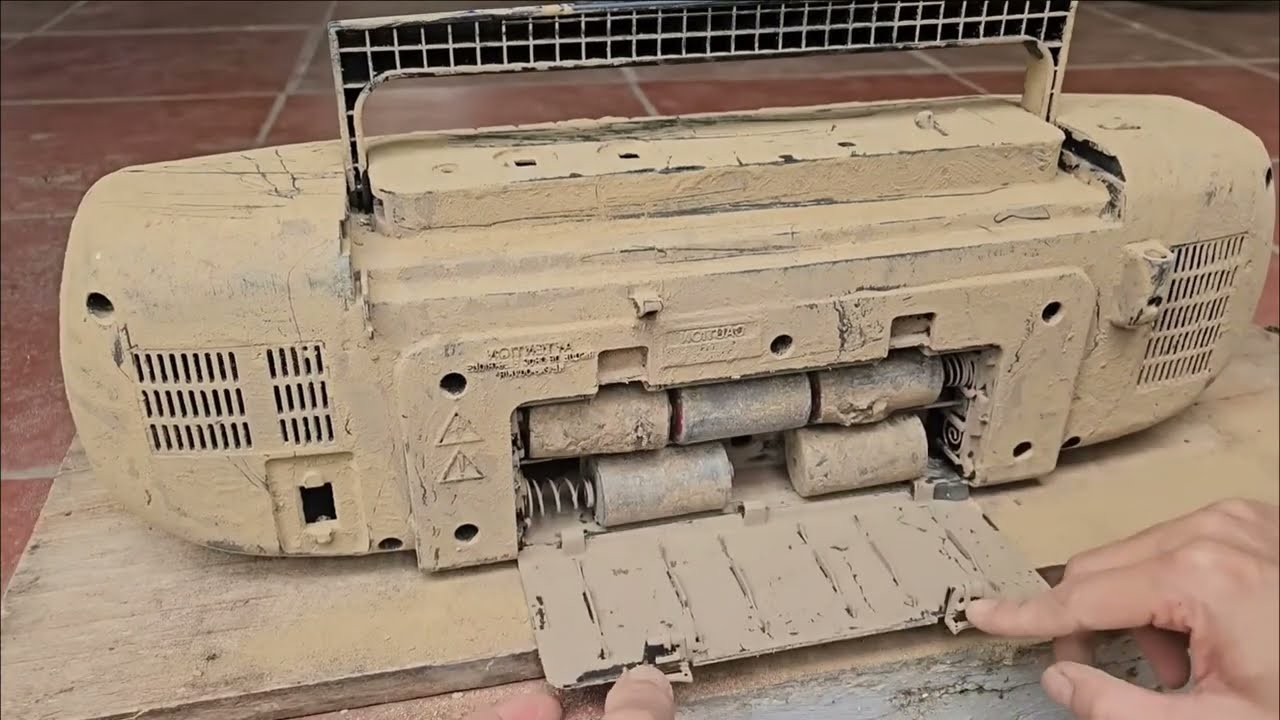 reparar y restaurar reproductor de casetes retro