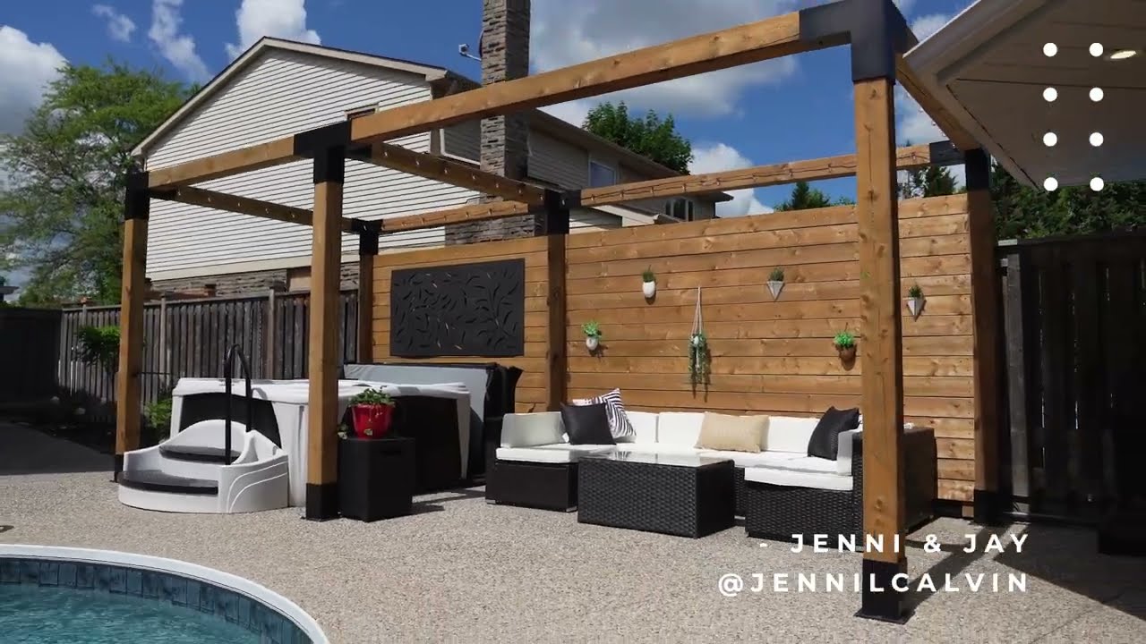 Jenni & Jay's Outdoor Oasis - Toja Grid