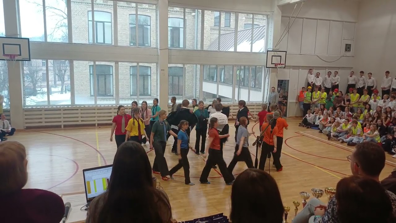 Rīgas Āgenskalna Valsts ģimnāzijas aerobikas festivāls 2026.gada 27.februārī. 12c klase - Skolotāji