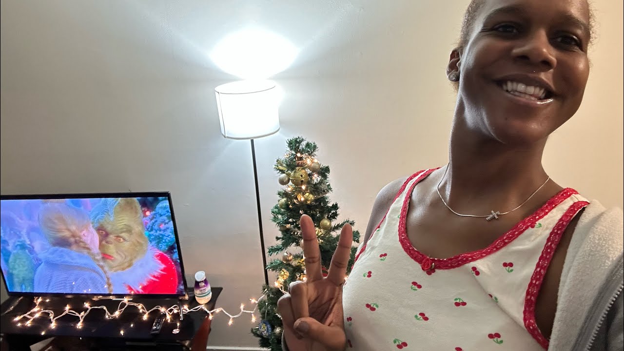 MERRY VLOGMAS!