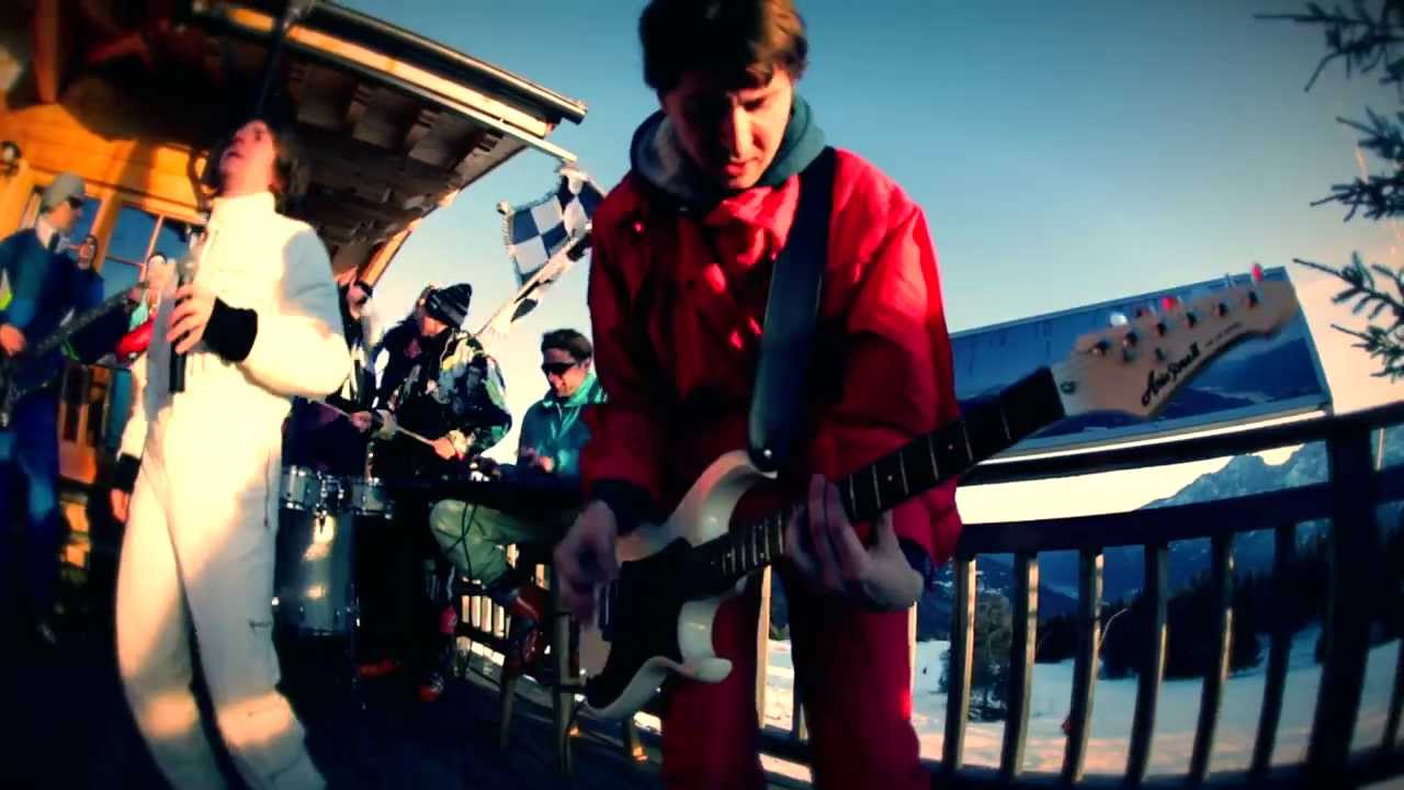 Escort Ladies - Schifoan (Ska Cover)