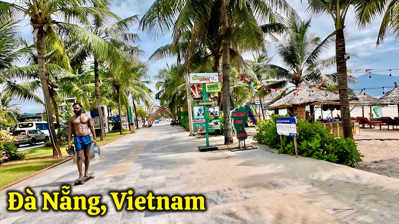 Morning Beach Walk in Da Nang Vietnam 🇻🇳