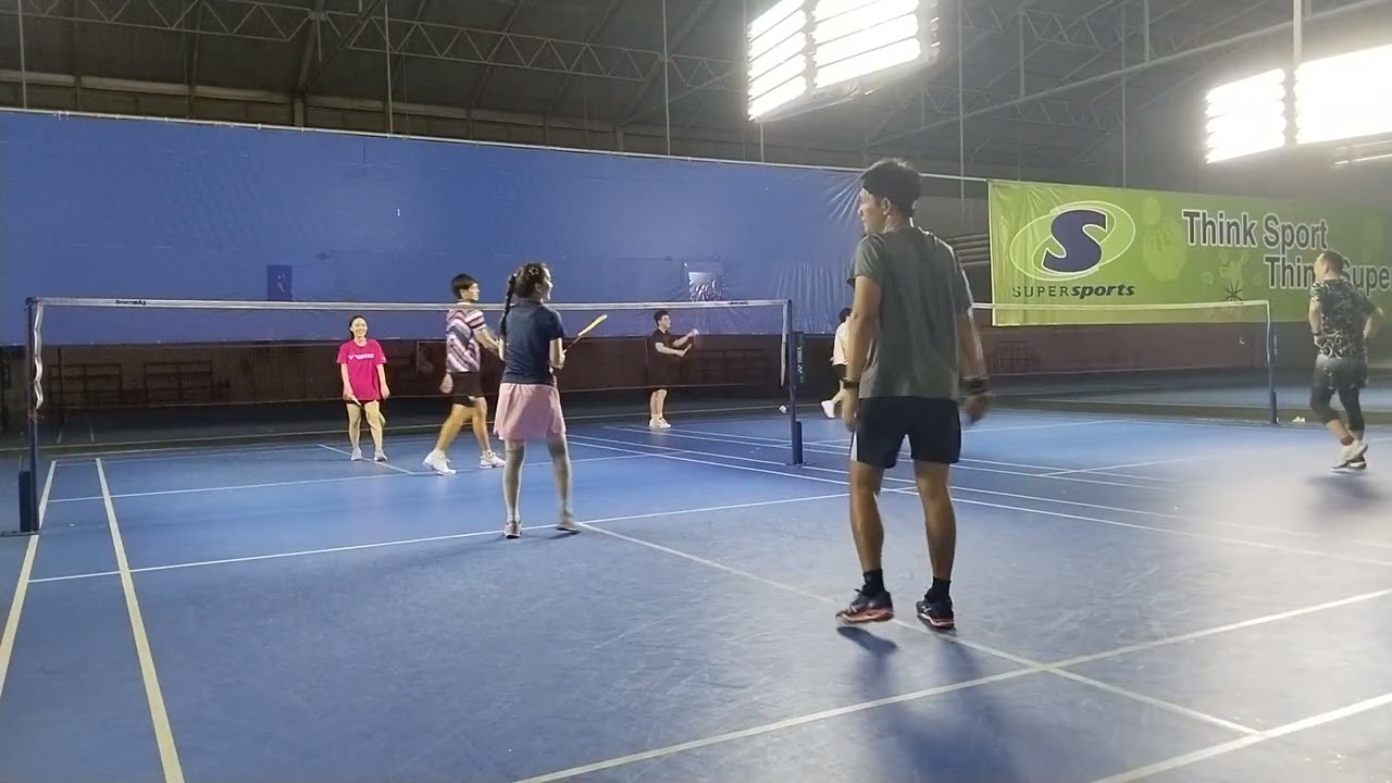 กุ้ง + มาร์ค // เจแว่น + แพท #badminton #กุ๊งกิ๊งชวนตีแบด #bad 