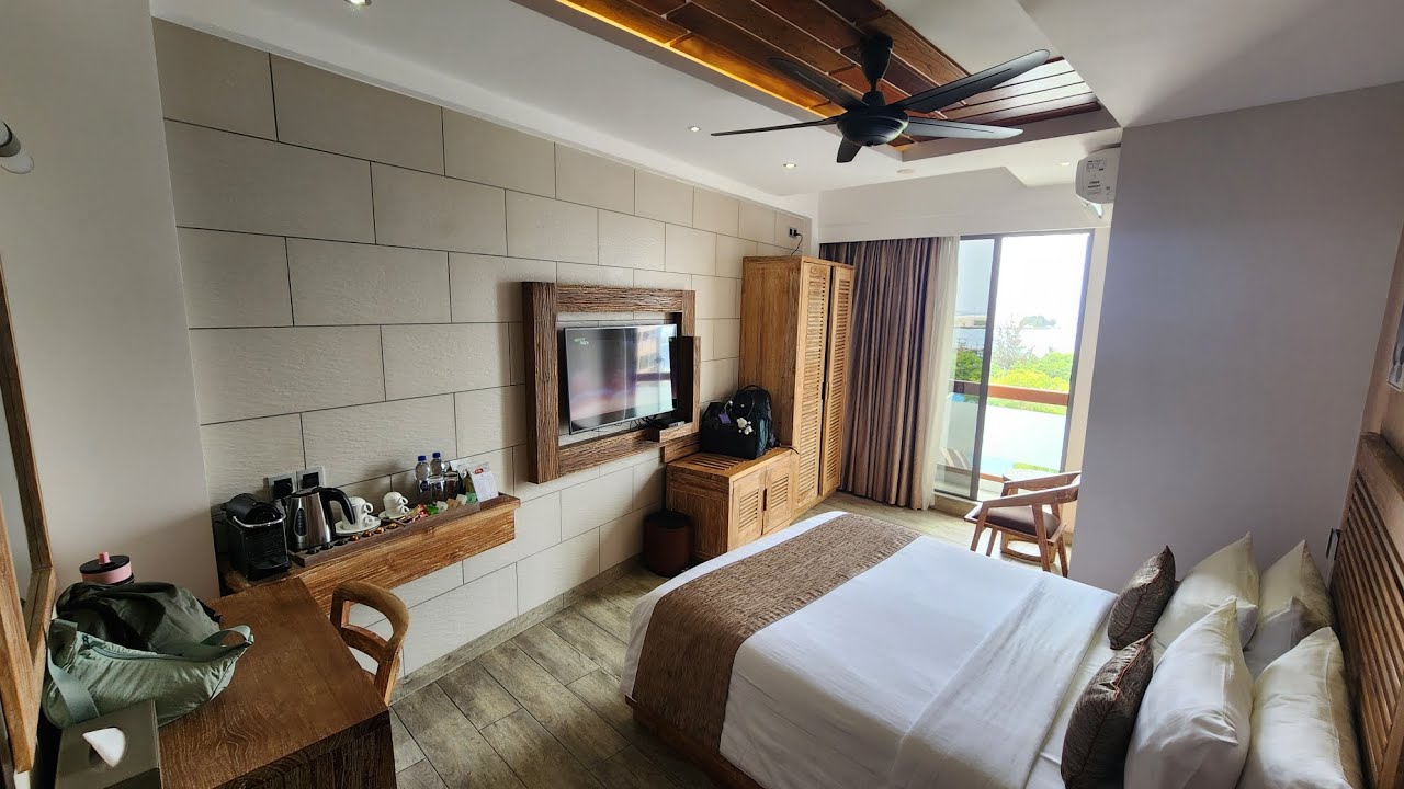 Samann Grand Male, Maldives Super Deluxe Double with Ocean View and Balcony @AllHotelReview