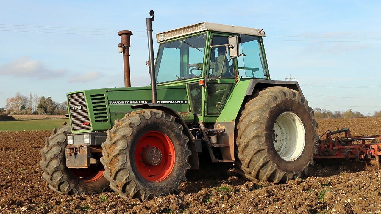 Springtining with classic 1989 Fendt Favorit 614 LSA Turbomatik E and Väderstad NZ harrow/cultivator