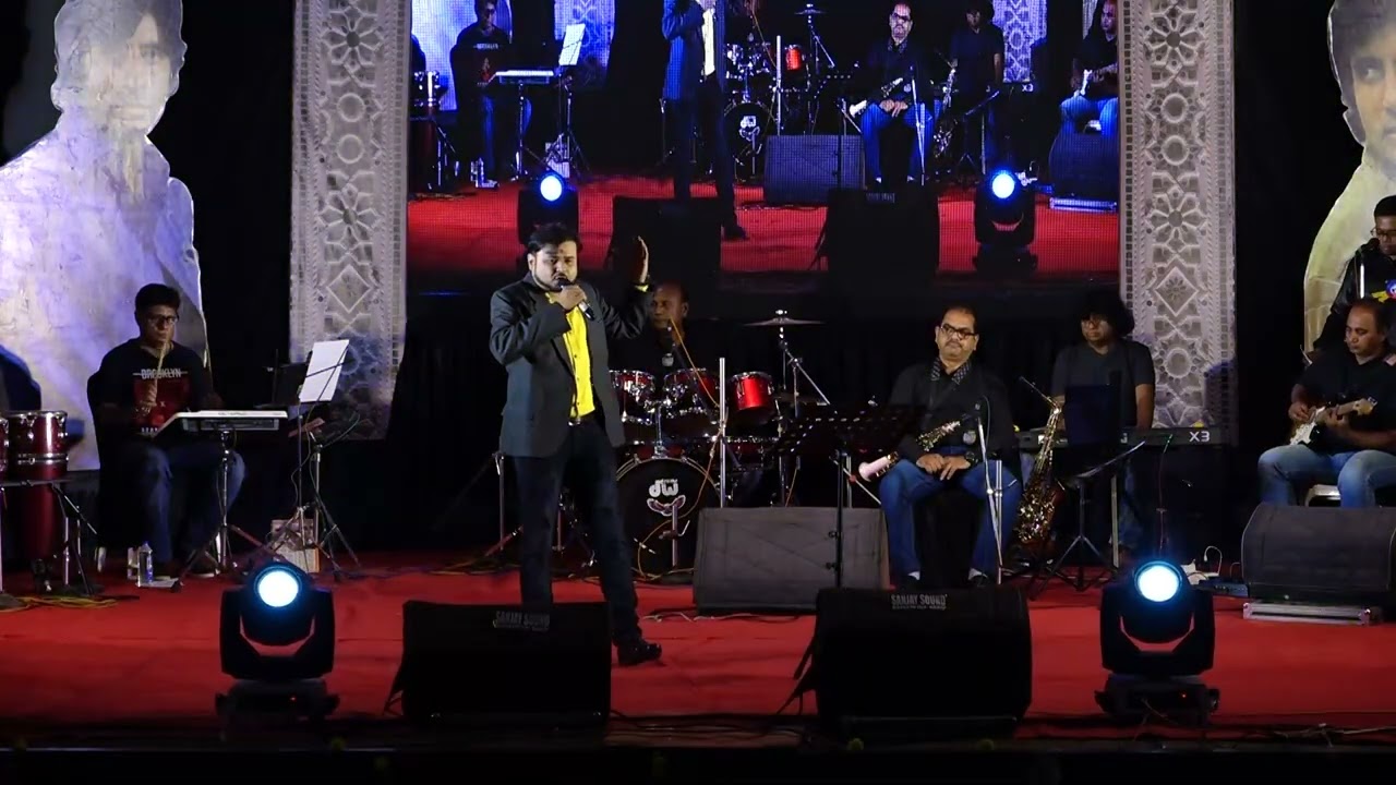 Jhoom Barabar Jhoom 