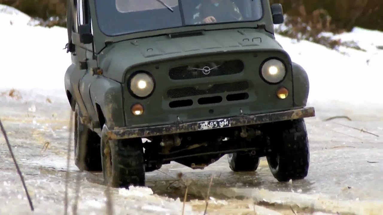 UAZ 469b RC 1:10 FULL METAL ACTION 3