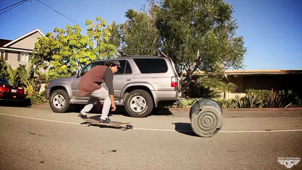 Gravity Skateboards - Jivin' with Richard Camacho and the Mini Kick