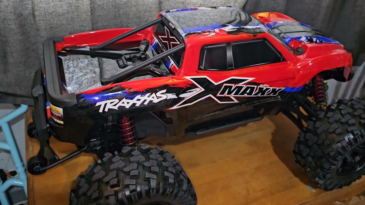 Traxxas Xmaxx unboxing