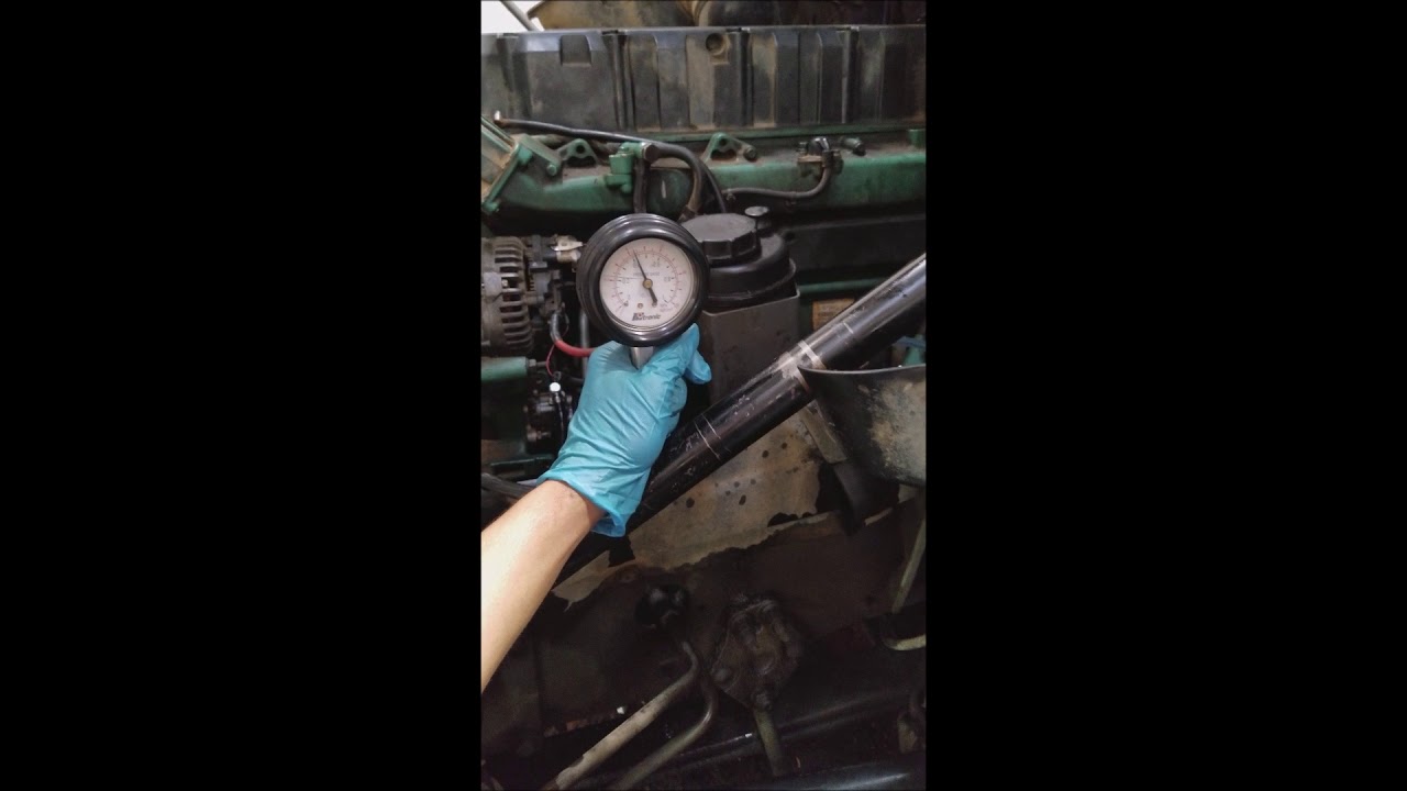 PRUEBA BOMBA DE  LEVANTE MOTOR VOLVO