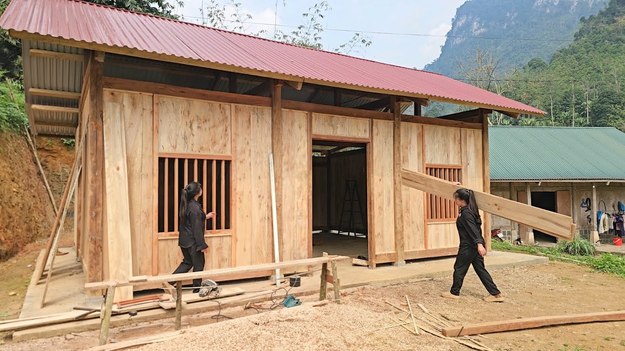 How to build a wooden house, sawing planks and finishing the wooden walls – building a life