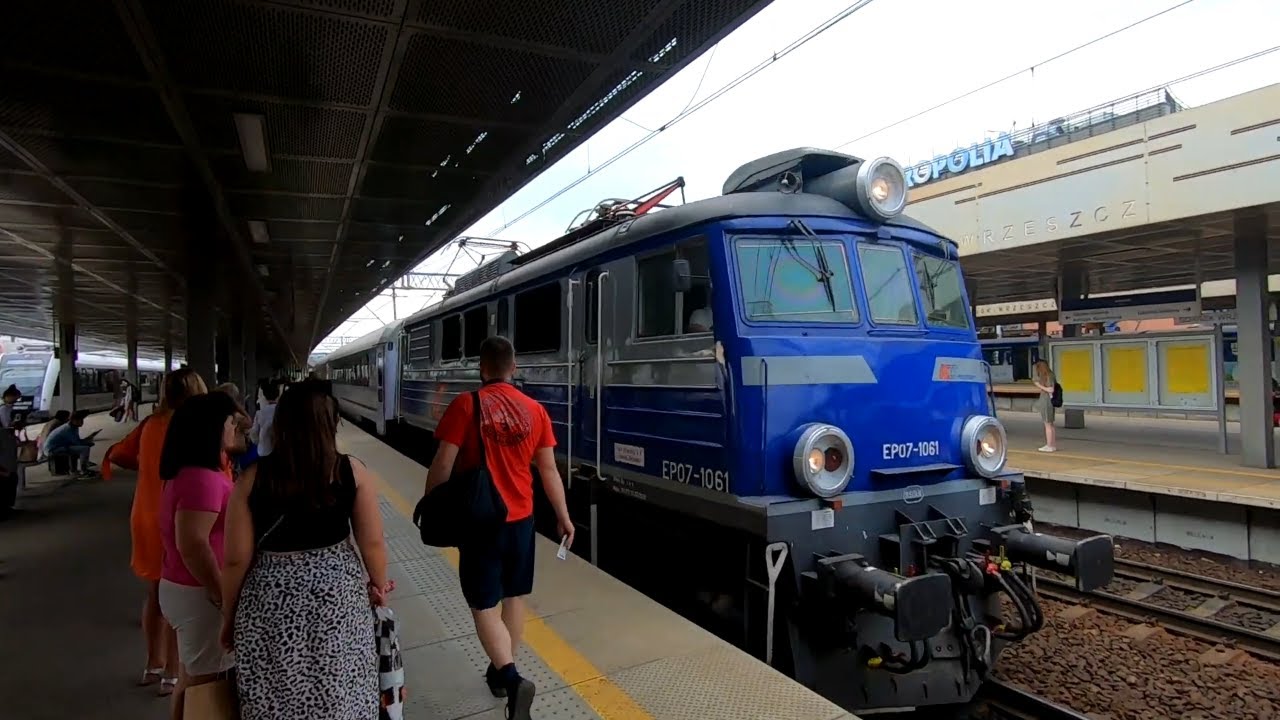 Trains at Gdańsk Wrzeszcz Railway Station | 21/06/23 | POLAND