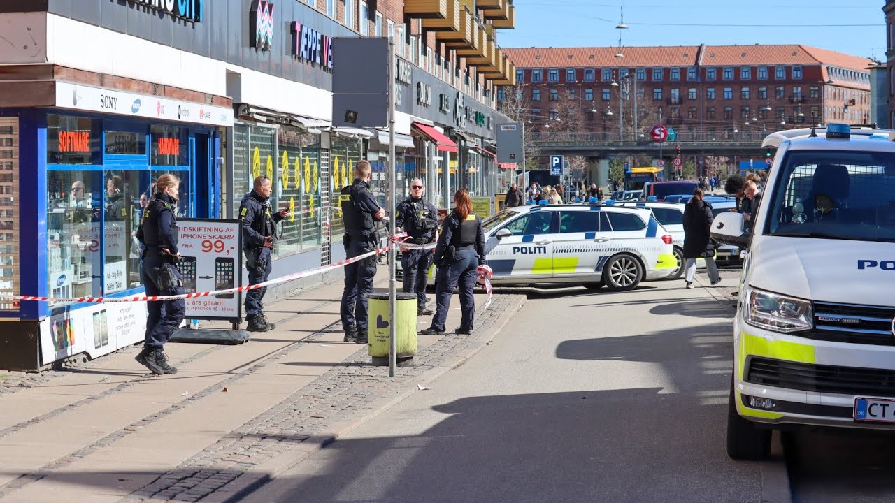 Politiet med teknisk efterforskning i Nordvest efter 26-&aring;rig er stukket med kniv 02-04-2023