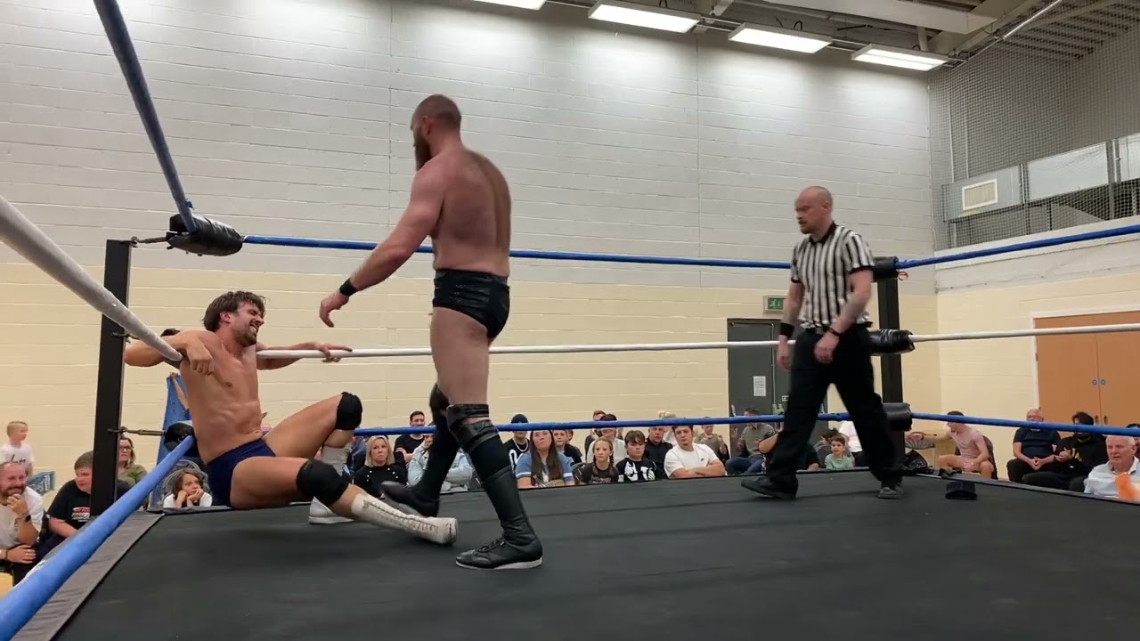 Lucian Phillips vs James Pharrell | Aylesbury | October 13th 2024