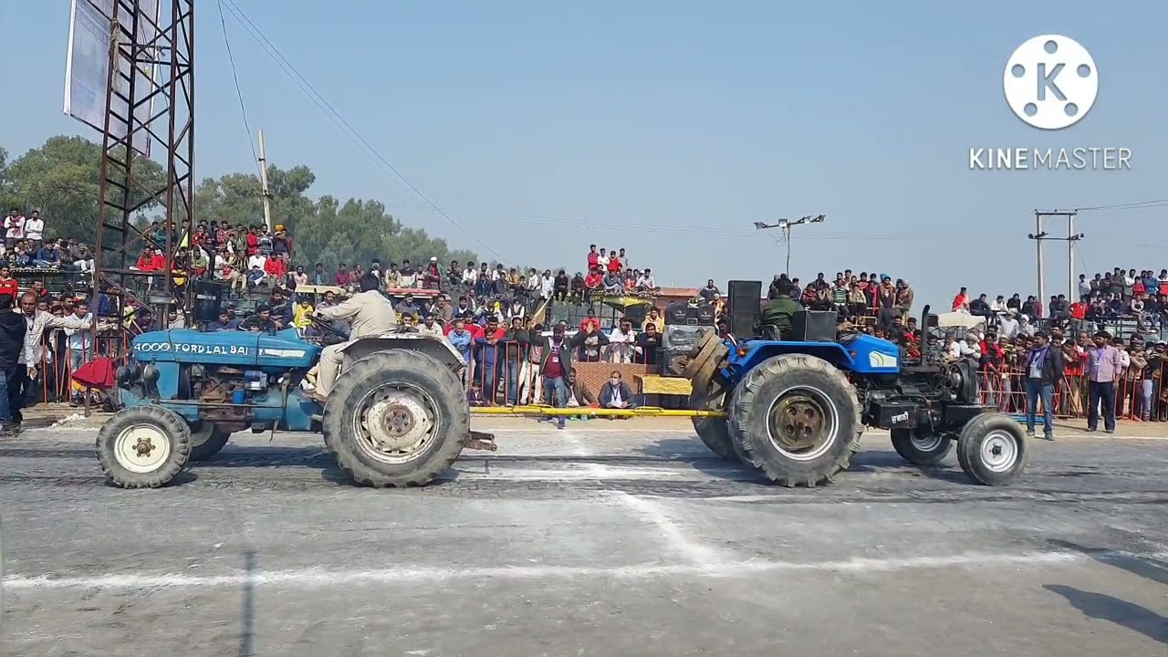 Ford 4000 lalbai vs sonalika 750  dc att  trecter tochan mukabla