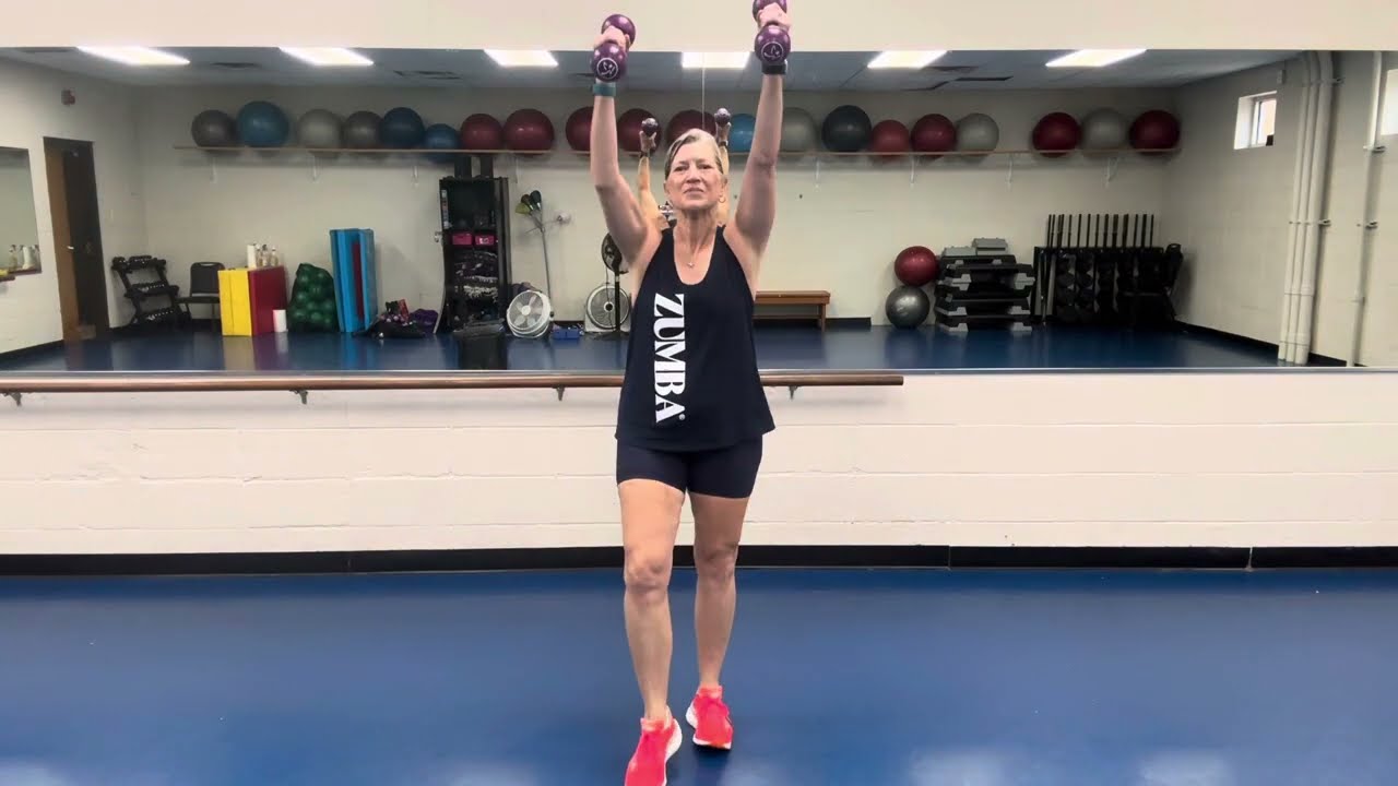 Revuelvelo ZIN 115 | Shoulders | Zumba Toning