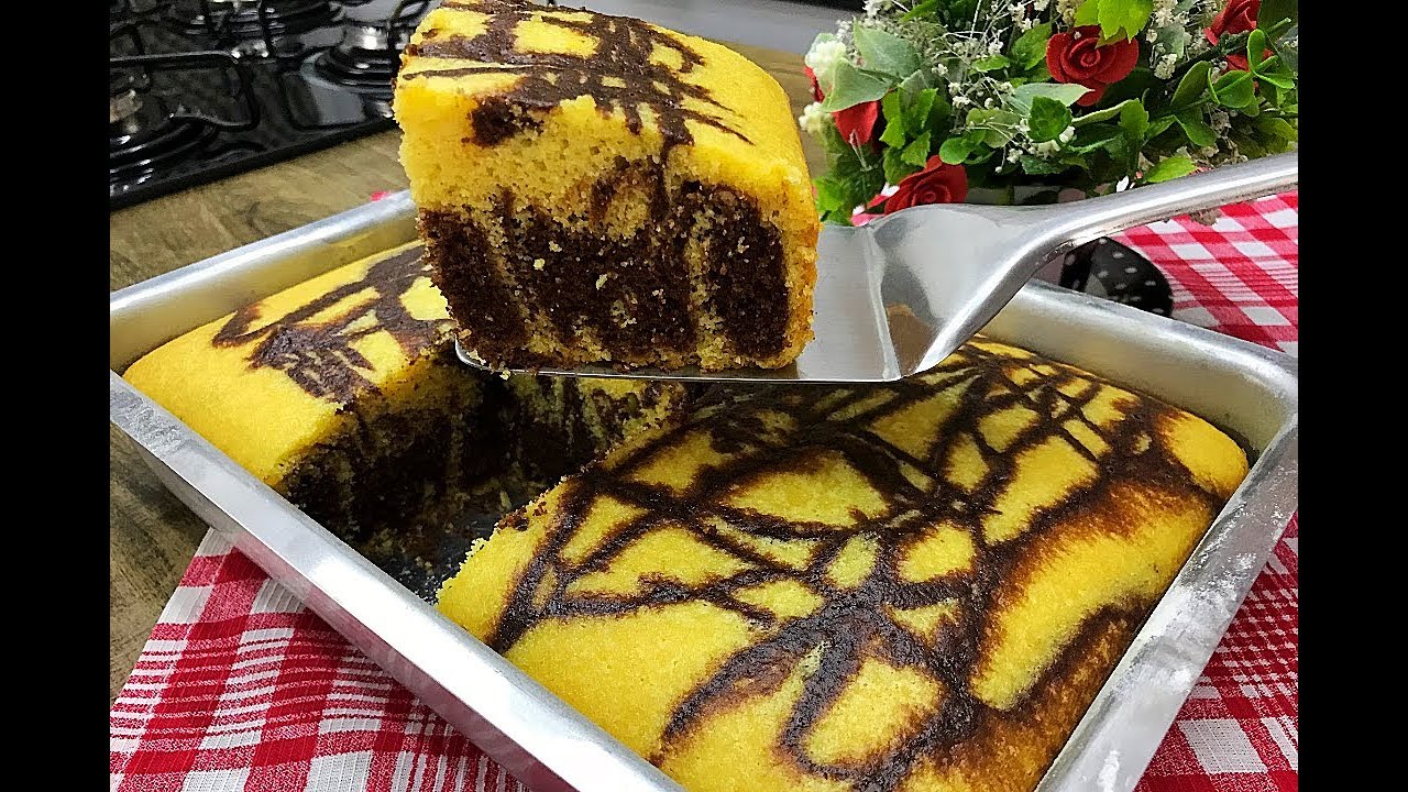 BOLO DE FUBÁ MESCLADO FÁCIL E RÁPIDO