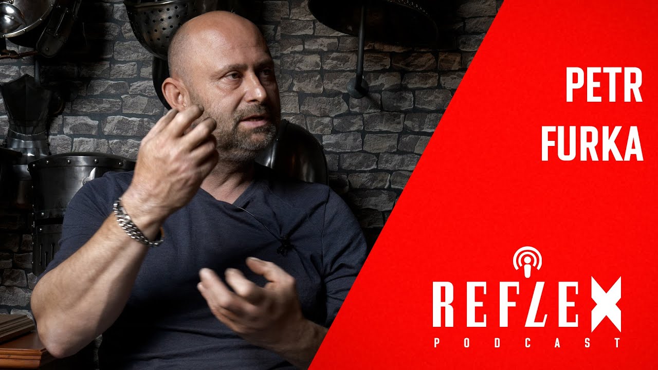 Zakl&iacute;nač meče, Jan Žižka palc&aacute;t, Thor nůž. Česk&yacute; zbroj&iacute;ř Petr Furka kov&aacute; zbraně pro filmov&eacute; hvězdy