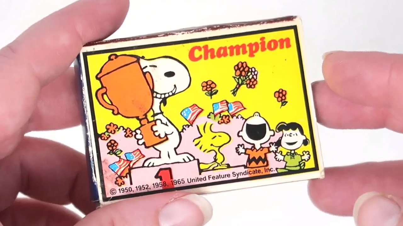 Snoopy the Champion - Miniature Peanuts Puzzle Build | CollectPeanuts.com