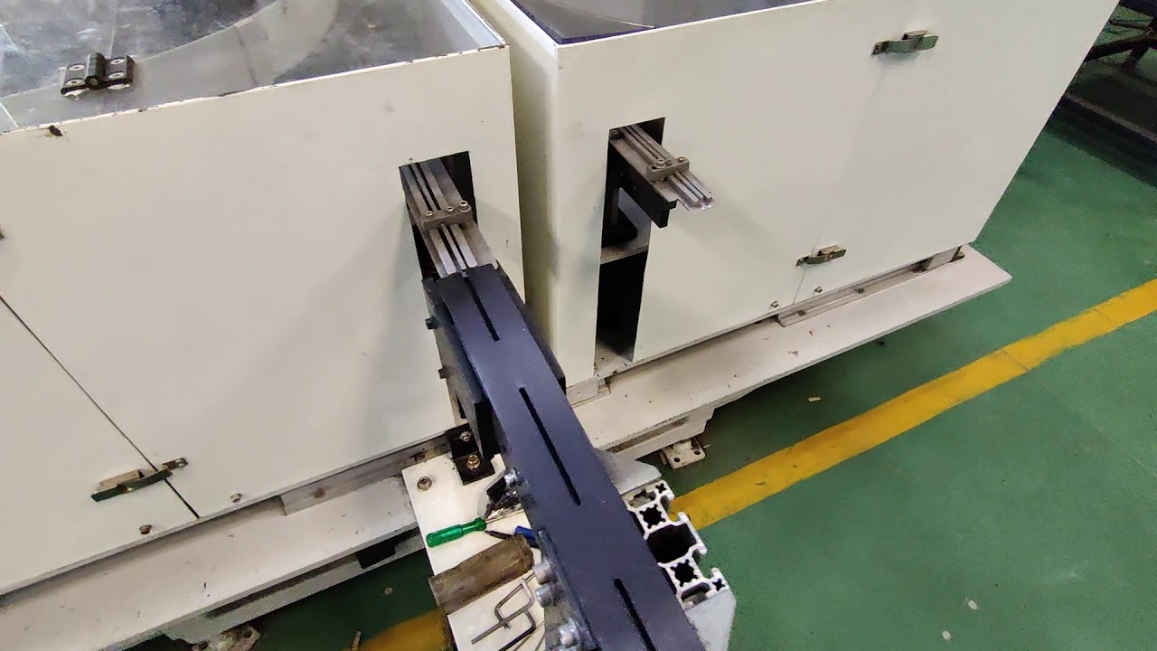 Double Rotary feeders for drippers