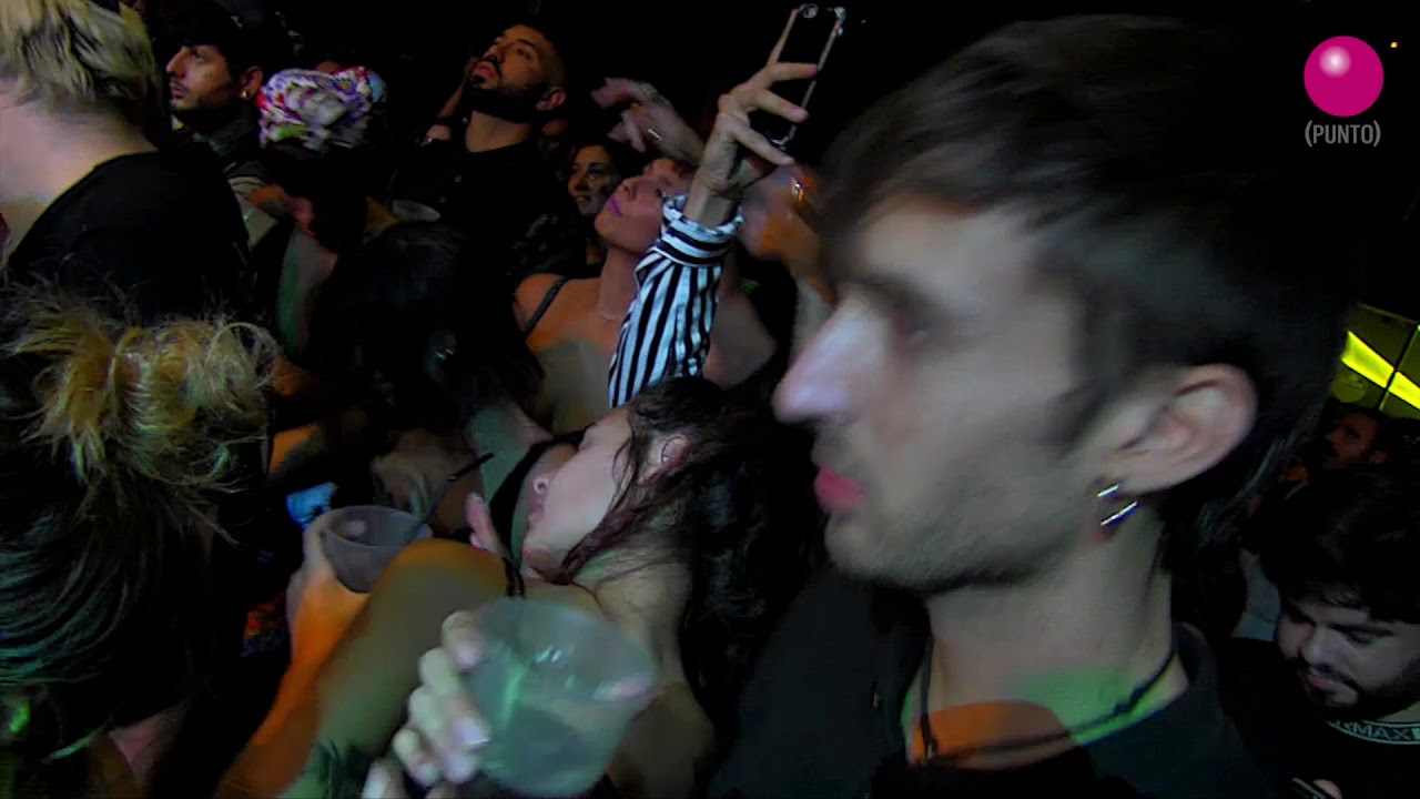 TOMASA DEL REAL - PERRA SATIRA @ochoymedioclub 14/09/2017 @tomasadelreal