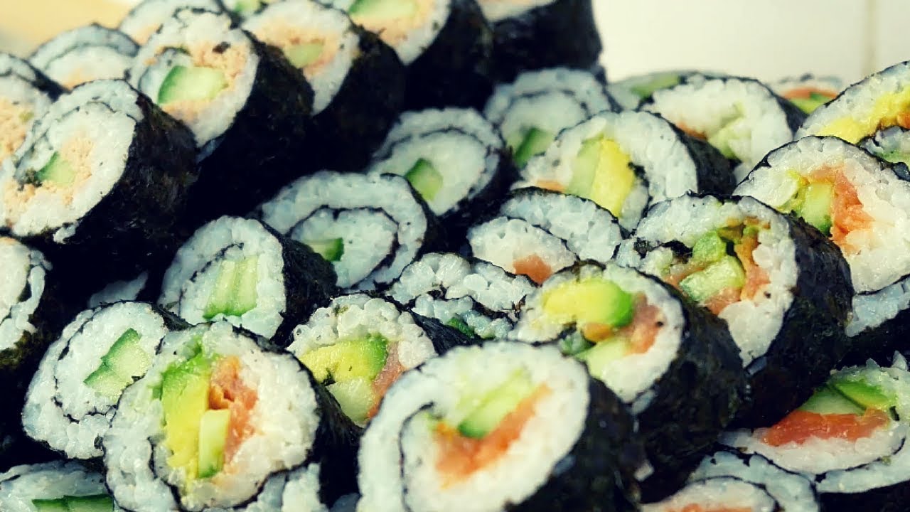 Sushi të mbështjellura për Vit të Ri | Sushi rolls recipe (in Albanian)