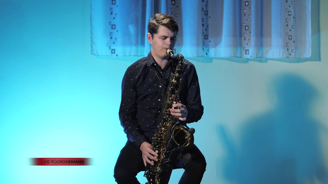 Instrumental saxofon - Ogoarele sunt gata de recoltă