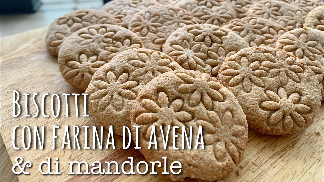 BISCOTTI CON FARINA DI AVENA E DI MANDORLE