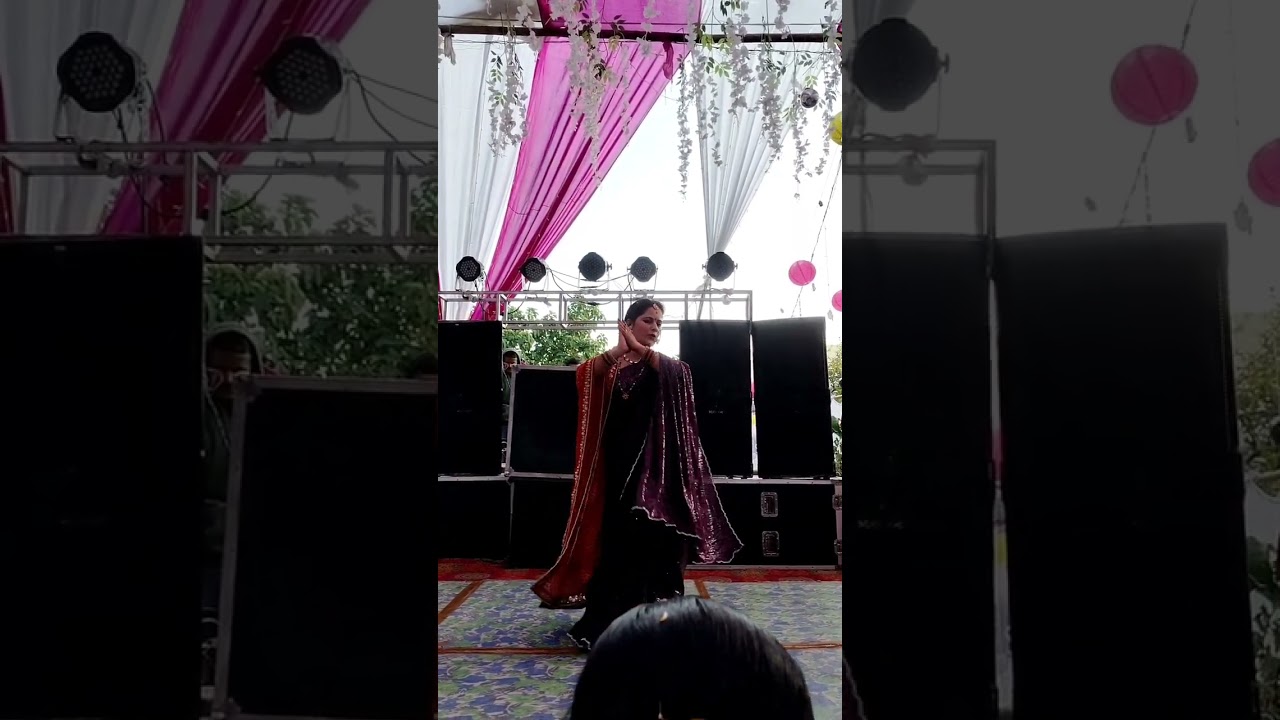 देवर की शादी में भाभी का डांस # 😍