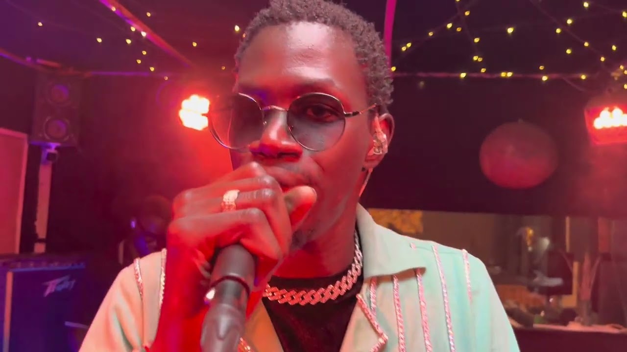 Pape Mbaye - Live Performance  Tayy Deuk Bi Yeungou - intégrale