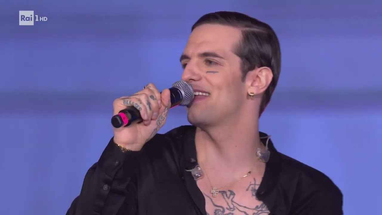 Achille Lauro - AMOR & Incoscienti Giovani [Live Roma] Tim Summer Hits 2025 [4K]