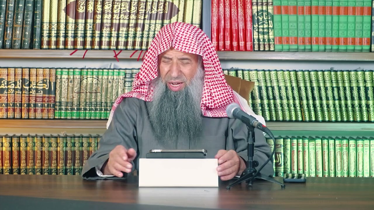 ما حكم ذم مروان بن الحكم وهل تنطبق عليه أحاديث النهي عن سب الصحابة؟