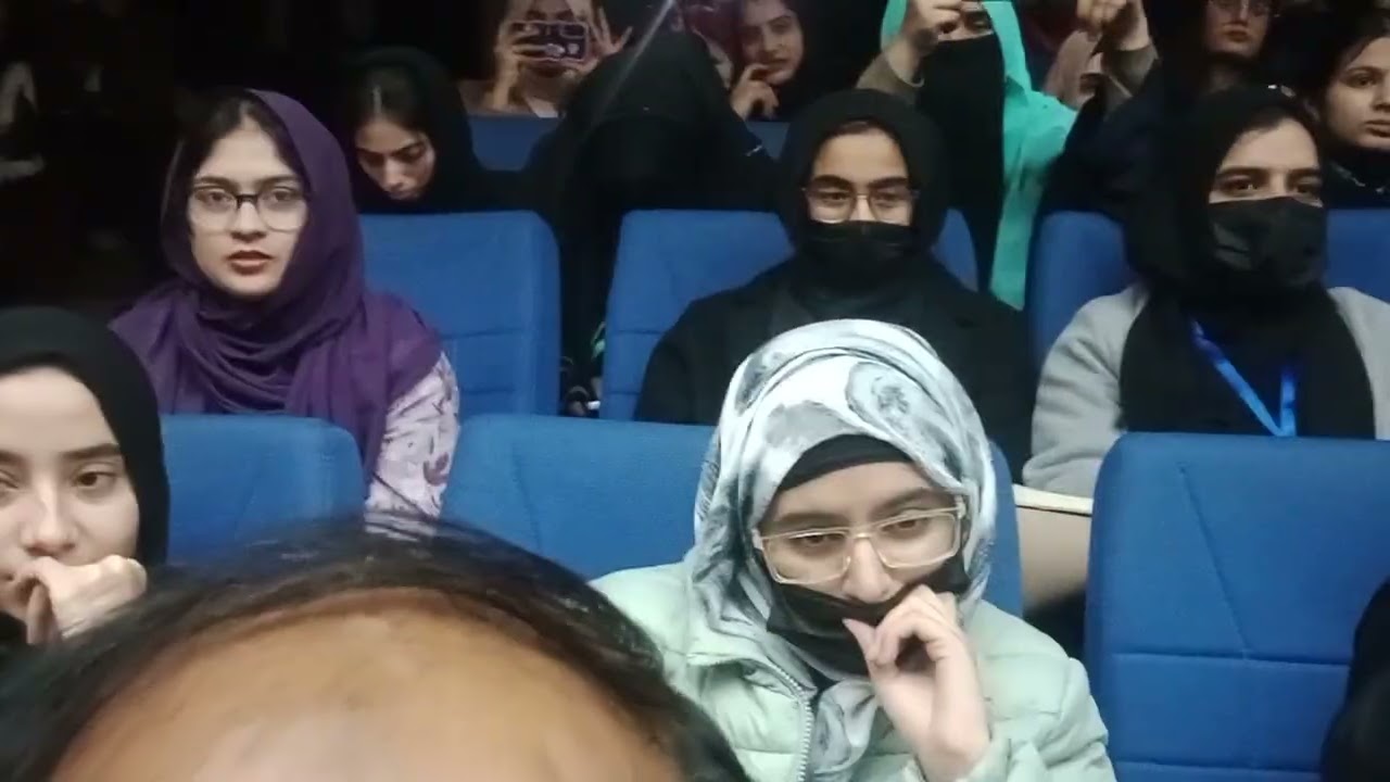 PM laptop distribution 