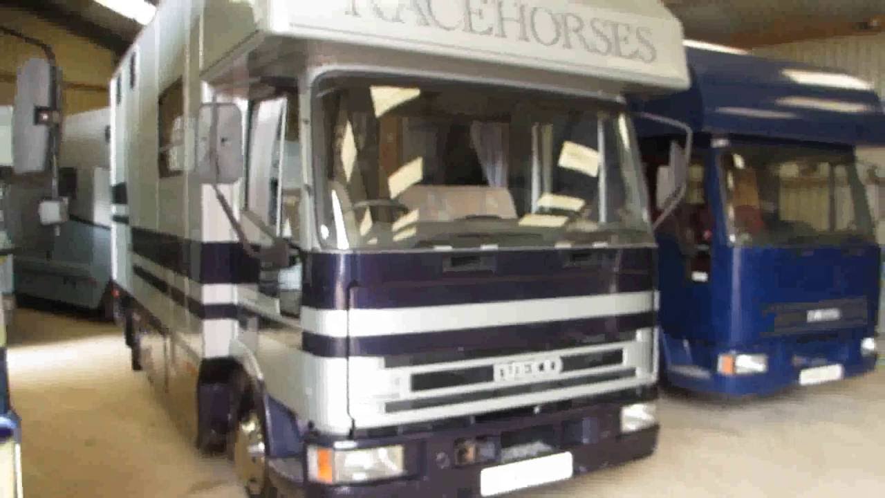 Продаётся туристический автобус Iveco Eurocargo, построенный компанией PRB. Подходит для 3 человек + Smart Living. Компактный.