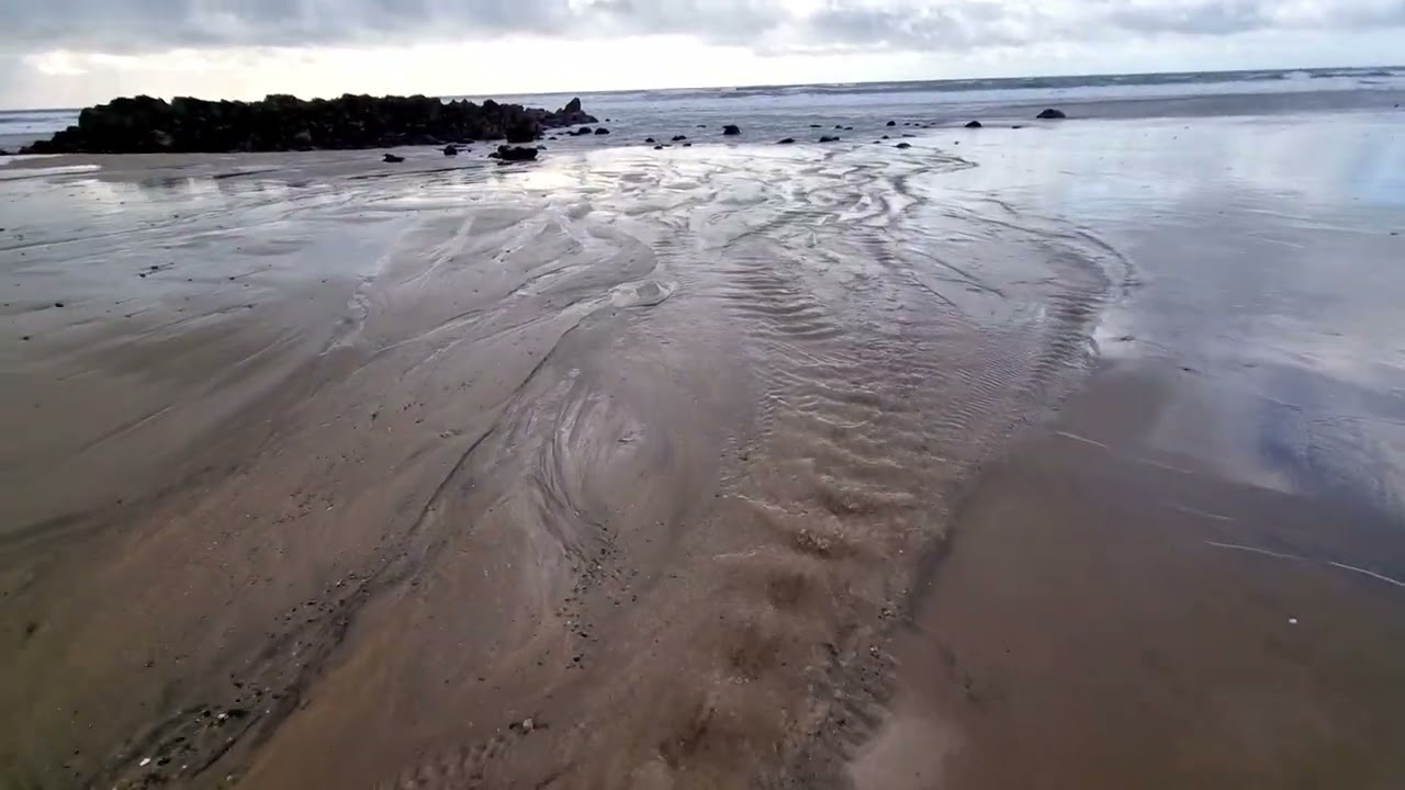 #walkwithme #attheendoftheday #beach #sand #waves #sky #clouds 