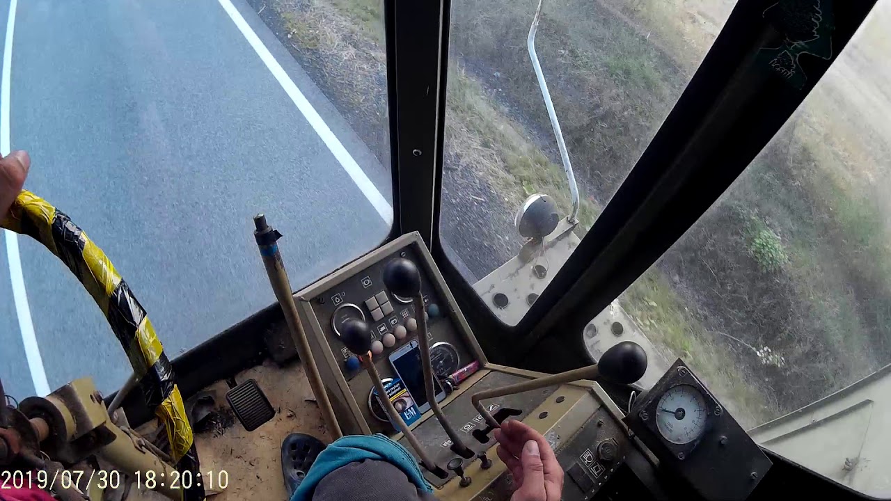 Přejezd kombajnu E 514