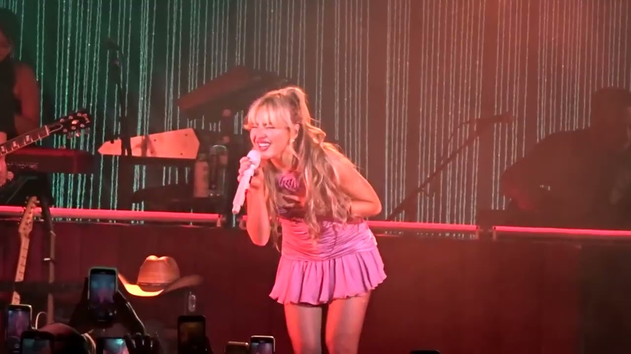 Sabrina Carpenter 