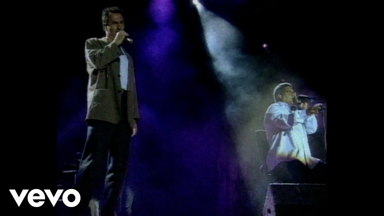 Victor Manuel, Pablo Milanes - Un Ramito de Violetas (En Directo)