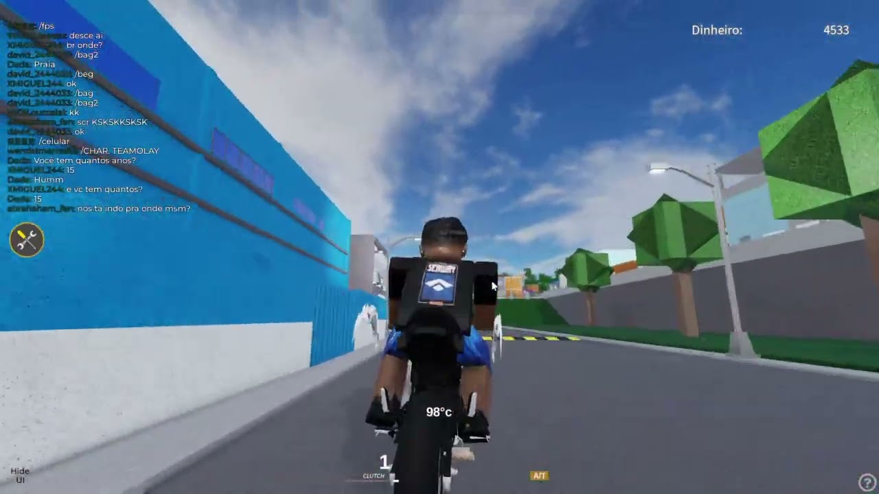 Jogando rua do grau no roblox