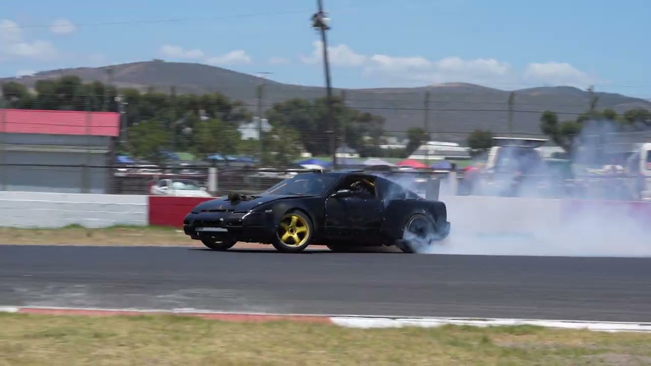 Street Fest 2025: Danger Dan Doing His Thing - 2025/12/27
