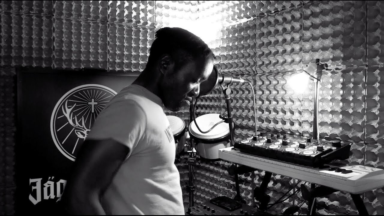 8 Bit Society - Gabriel -Cover - (Roy Davis Jr ft Peven Everett) Live Jam ft Dave Medland on Trumpet